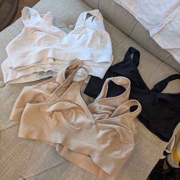 Lot Of Bras For After Surgery - Picture 1 of 2